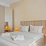 Apartment Unique Royal 28