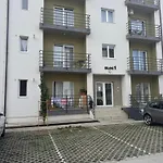 Unique Royal 28 * Bukarest