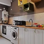 Unique Royal 28 * Bukarest