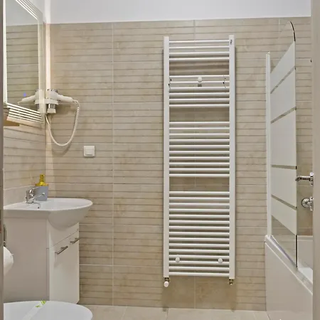 Unique Royal 28 Бухарест