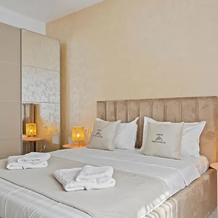 Apartment Unique Royal 28