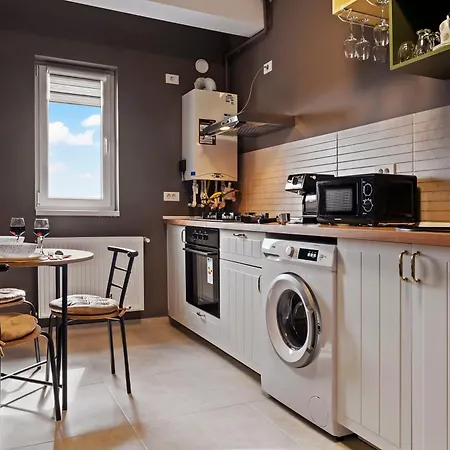 Unique Royal 28 Apartment *