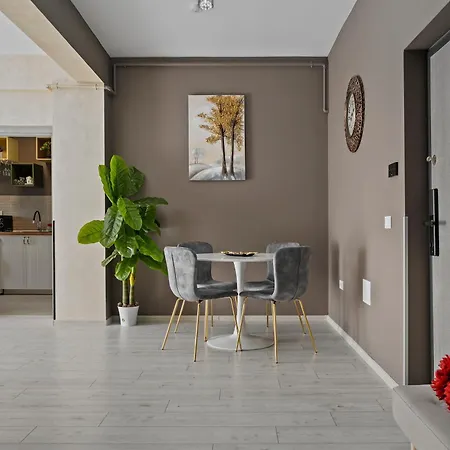 Unique Royal 28 * Bucharest